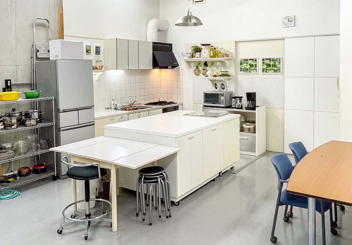新着情報等をお届け
スタジオ フェリックスは周辺も撮影に最適です